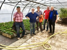 Gartenbauverein Bobingen 2019 - Blumenkästen bepflanzen